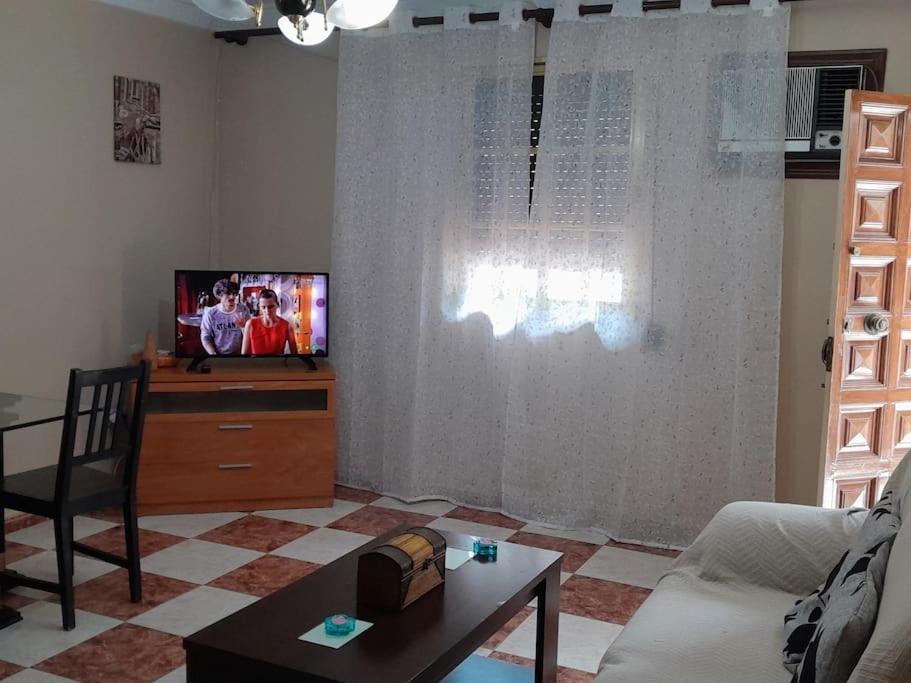 Апартаменты Disfruta De Un Barrio Tranquilo Алькала-де-Гвадаира Экстерьер фото